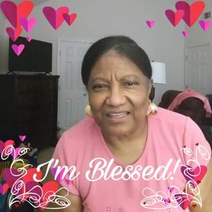 Meet your Posher, Gloria